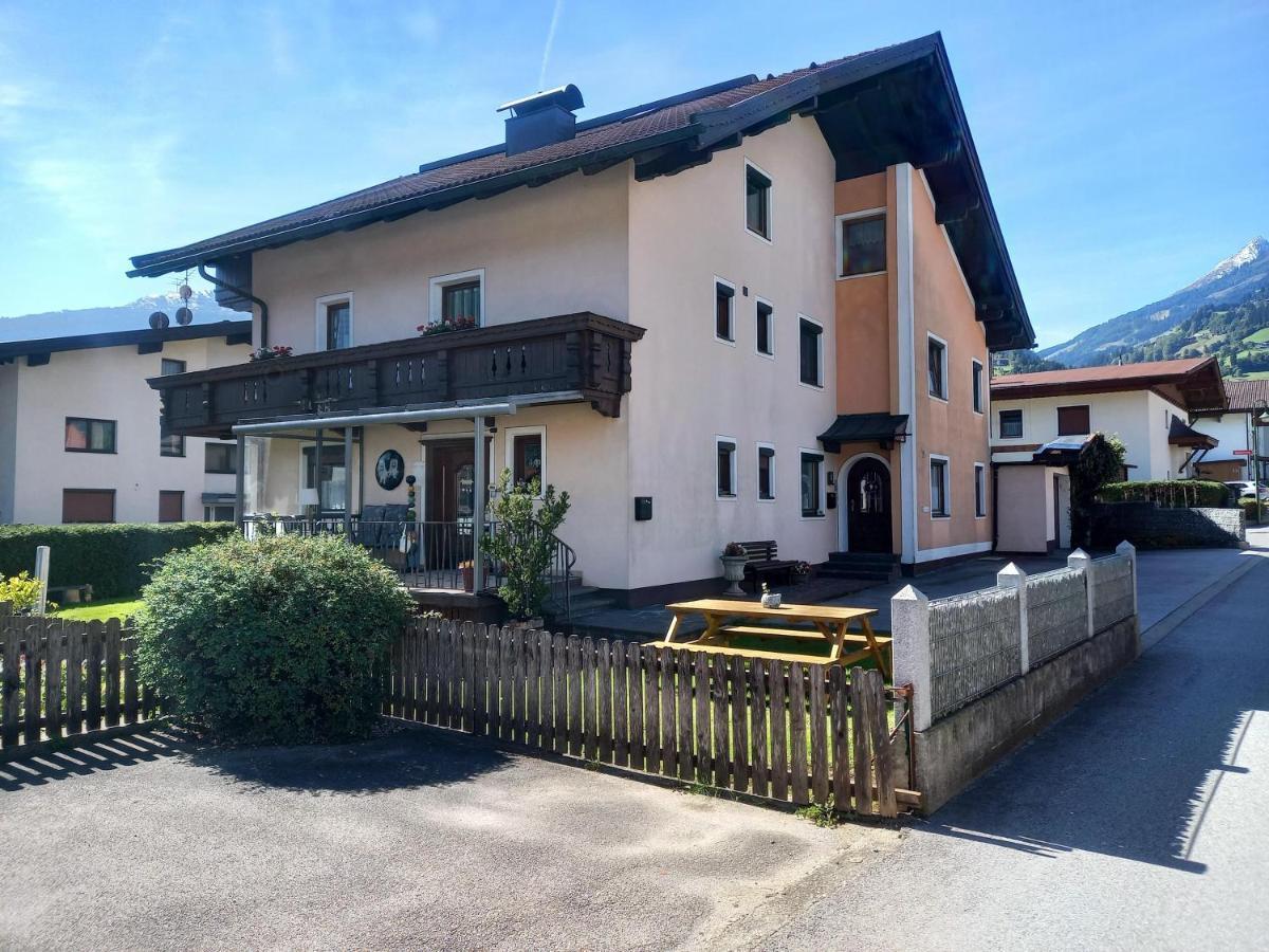Ferienwohnung Bergtroll Uderns Eksteriør billede
